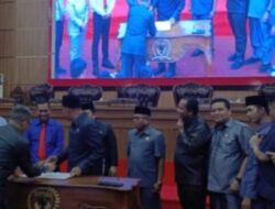 DPRD Dan Kejari Mura Teken MOU Penanganan Hukum Perdata dan Tata Usaha Negara